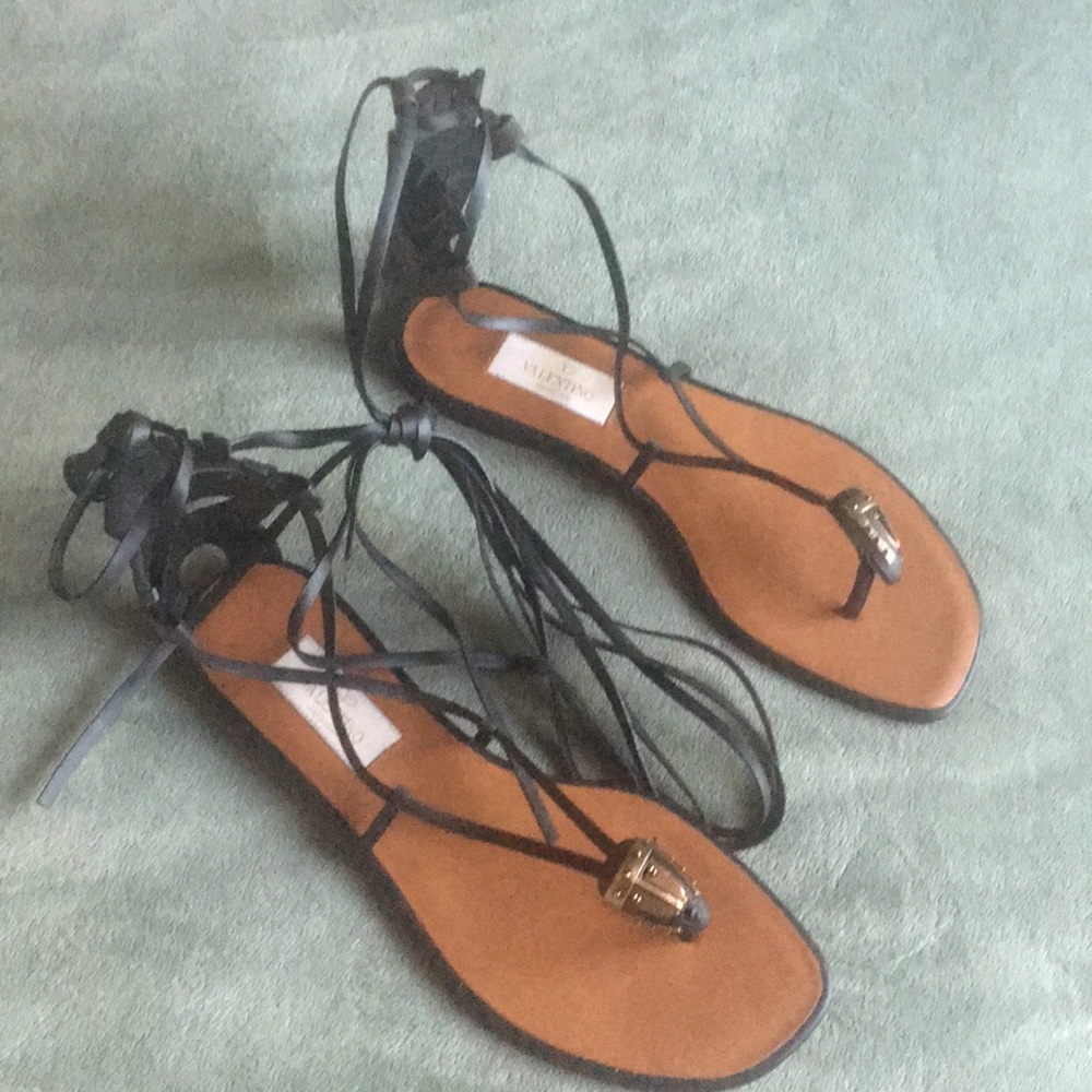 New sandals Valentino